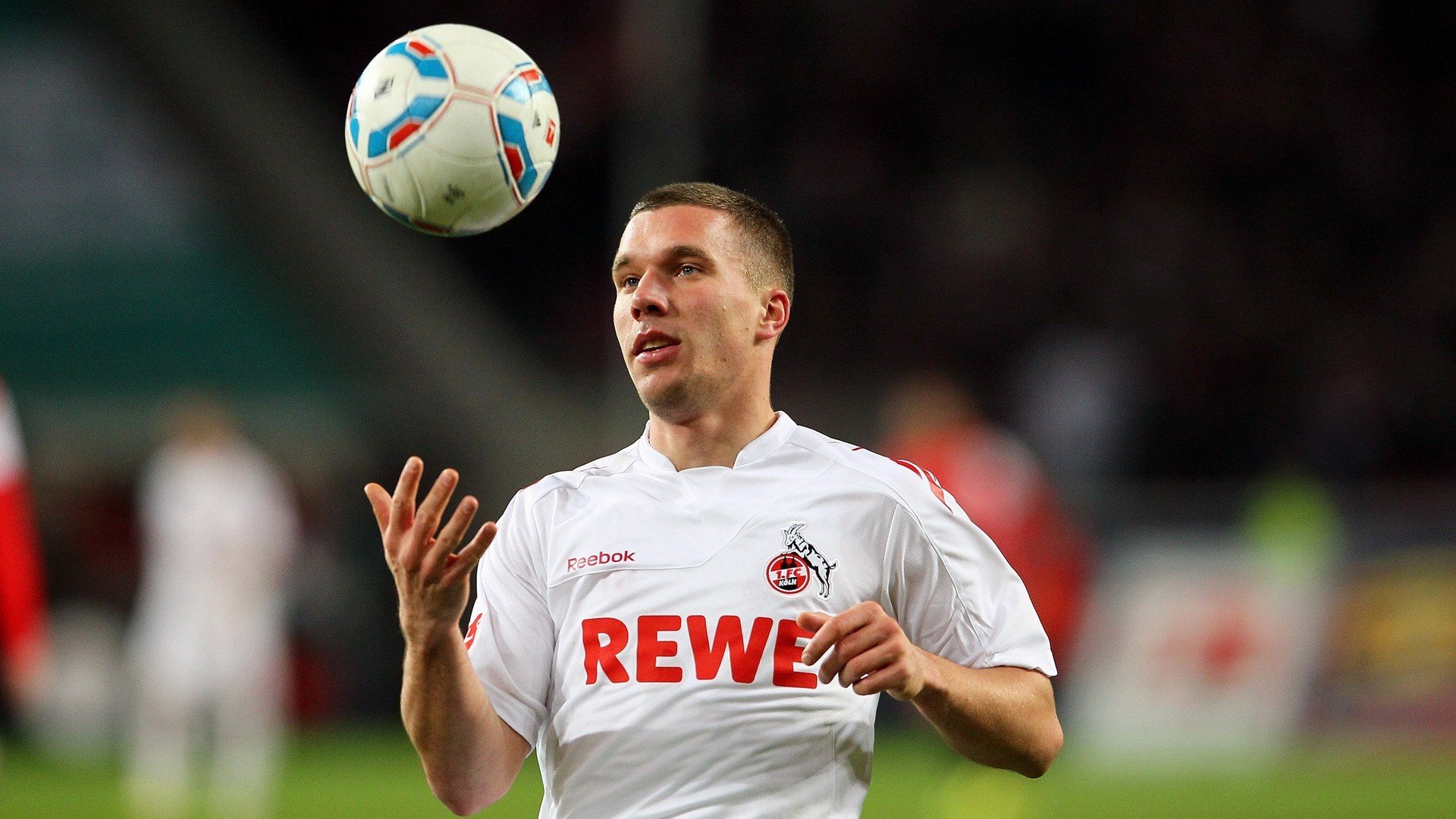 外教带队风格与球队适应性矛盾,外教团队对训练的要求很高